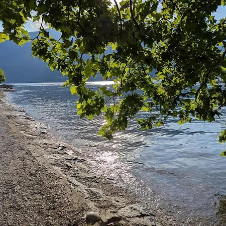 Dervihome 2 On Lake Como, Close To All, No Crowds * Dervio